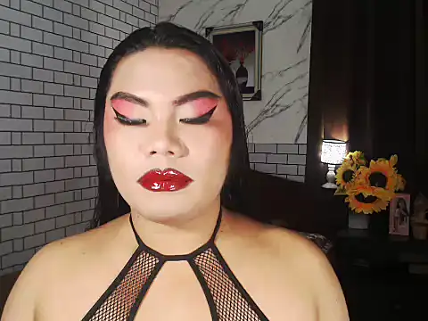 Snapshot of TSbrianaHugeCock chatting on 10/03/25, 05:21 TSbrianaHugeCock online show from 10/03/25, 05:21