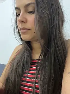 Snapshot of lulix69 chatting on 02/04/26, 12:05 lulix69 online show from 02/04/26, 12:05