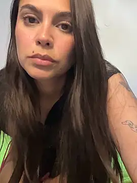 Snapshot of lulix69 chatting on 02/12/26, 04:18 lulix69 online show from 02/12/26, 04:18