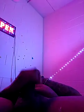 Nuttygmarley online show from 11/27/25, 09:44