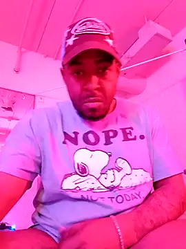 Nuttygmarley online show from 11/28/25, 01:47