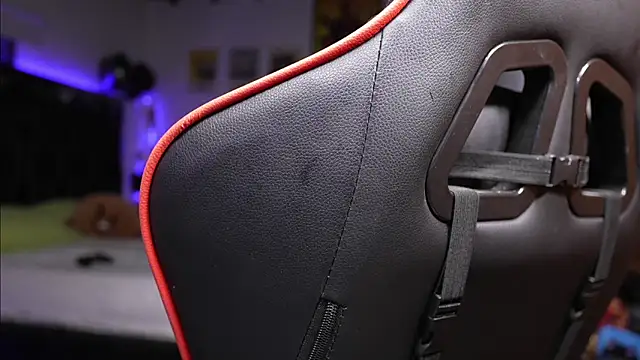 logan hugh8 online show from 03/16/26, 05:44