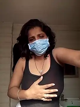 Love Foreverr12 online show from 11/19/25, 07:08