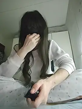 SweetSun69 online show from 02/04/26, 09:31