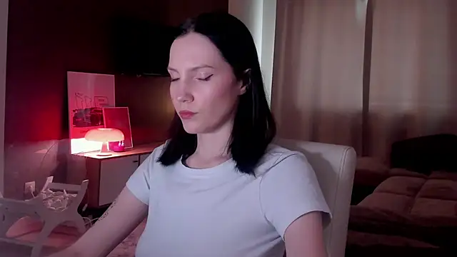 AdeleShinemm online show from 04/15/26, 05:03