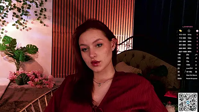 Snapshot of GildedKitten chatting on 02/28/26, 07:37 GildedKitten online show from 02/28/26, 07:37