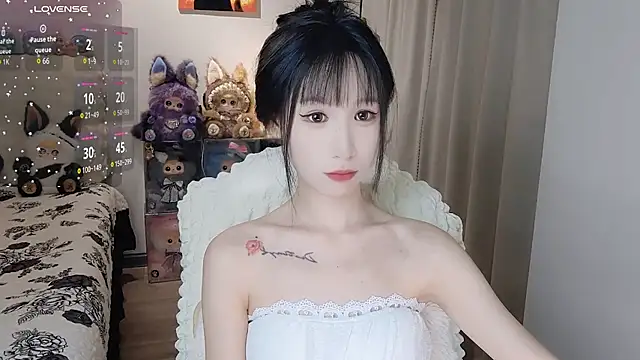 Snapshot of M-OTT_ chatting on 07/10/26, 01:47 M-OTT online show from 07/10/26, 01:47