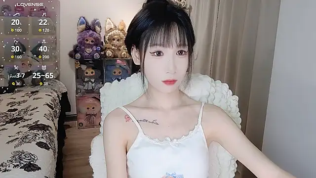 Snapshot of M-OTT_ chatting on 07/12/26, 02:19 M-OTT online show from 07/12/26, 02:19