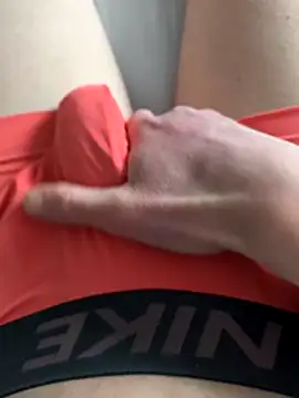 Snapshot of luckylover2024 chatting on 01/10/26, 02:30 luckylover2024 online show from 01/10/26, 02:30