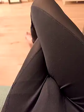 Snapshot of luckylover2024 chatting on 03/02/26, 06:48 luckylover2024 online show from 03/02/26, 06:48