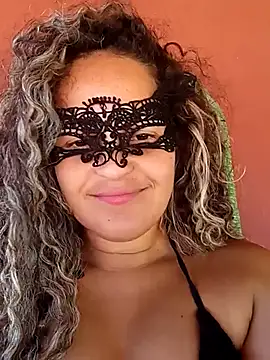 RaphinhaSanches online show from 11/10/25, 01:21