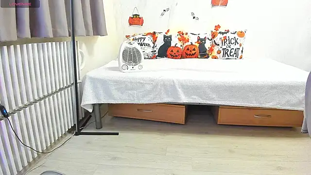 MilisaSweet777 online show from 10/24/25, 07:10