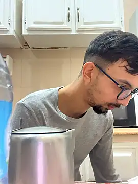 Snapshot of HardArabian@xh chatting on 01/11/26, 03:50 HardArabianxh online show from 01/11/26, 03:50