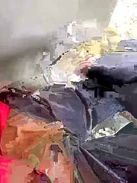 Snapshot of longfuckk chatting on 10/31/25, 08:15 longfuckk online show from 10/31/25, 08:15