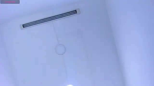 Snapshot of emyswett chatting on 10/21/25, 12:28 emyswett online show from 10/21/25, 12:28