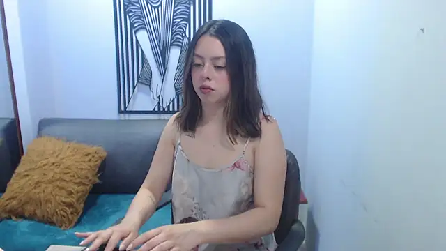 LiaGlow online show from 09/13/25, 03:56