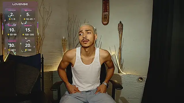 Snapshot of MarcusRain_ chatting on 11/19/25, 08:42 MarcusRain online show from 11/19/25, 08:42