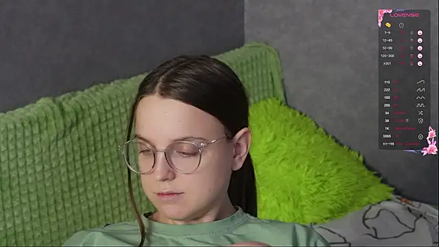 Violetwin online show from 02/26/26, 11:31