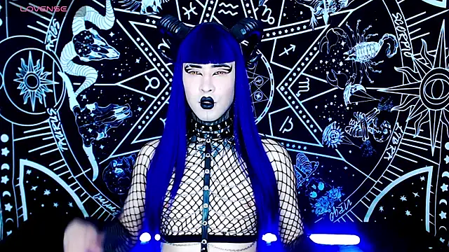 naomi satan online show from 10/02/25, 11:23