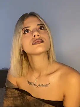 Snapshot of AishaKali chatting on 10/09/25, 07:50 AishaKali online show from 10/09/25, 07:50