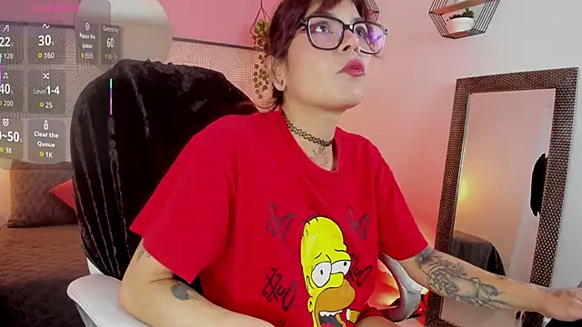 Snapshot of Esmeralda_CO chatting on 10/18/25, 12:28 Esmeralda CO online show from 10/18/25, 12:28