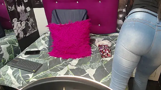 canela a73 online show from 09/20/25, 07:37