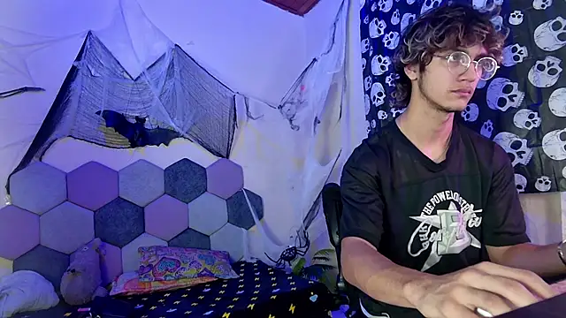 2006 tgn online show from 10/31/25, 12:17