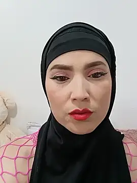 Snapshot of jamila_zair chatting on 06/13/26, 03:21 jamila zair online show from 06/13/26, 03:21