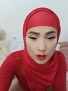 Snapshot of jamila_zair chatting on 06/17/26, 02:07 jamila zair online show from 06/17/26, 02:07