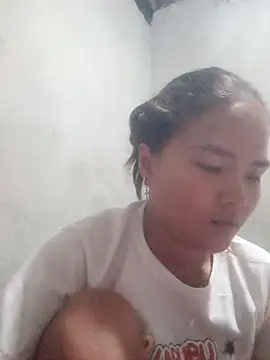 Sexy-Mama25 online show from 04/04/26, 06:05