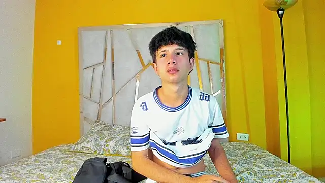 bjorn andresen  online show from 10/31/25, 08:21