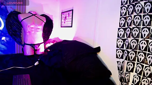 Valkiria 09 online show from 10/24/25, 03:58