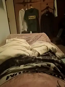 Snapshot of Empi19cm chatting on 11/30/25, 05:33 Empi19cm online show from 11/30/25, 05:33