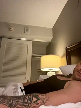 Snapshot of Dallasbest214 chatting on 09/26/25, 11:47 Dallasbest214 online show from 09/26/25, 11:47