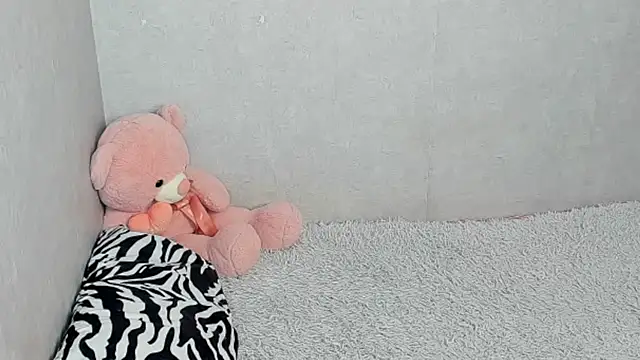 EileenMoores online show from 04/10/26, 04:28