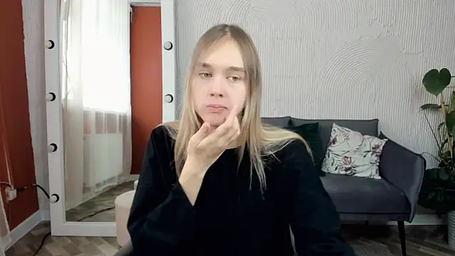 Snapshot of Vel1ka chatting on 10/11/25, 04:44 Vel1ka online show from 10/11/25, 04:44
