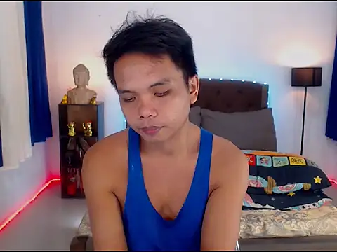 XExtraServiceManX online show from 10/26/25, 03:29