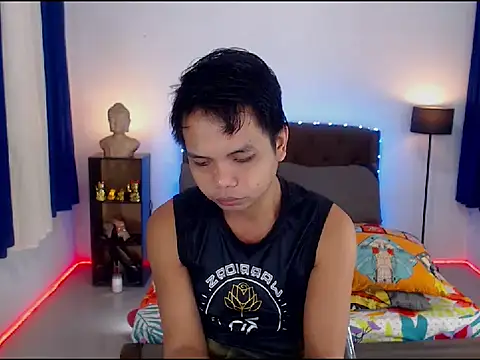 XExtraServiceManX online show from 11/17/25, 02:01