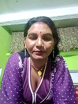 Snapshot of ZIVAA chatting on 03/06/26, 05:26 ZIVAA online show from 03/06/26, 05:26