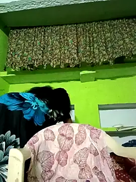 Snapshot of ZIVAA chatting on 04/19/26, 07:51 ZIVAA online show from 04/19/26, 07:51