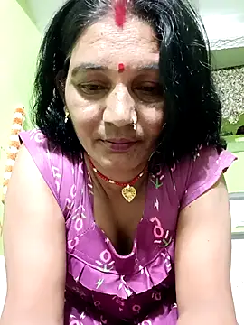 Snapshot of ZIVAA chatting on 05/15/26, 07:48 ZIVAA online show from 05/15/26, 07:48