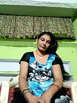 Snapshot of ZIVAA chatting on 05/18/26, 07:03 ZIVAA online show from 05/18/26, 07:03