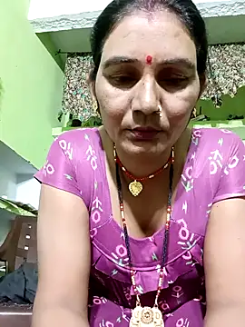 Snapshot of ZIVAA chatting on 05/19/26, 08:42 ZIVAA online show from 05/19/26, 08:42
