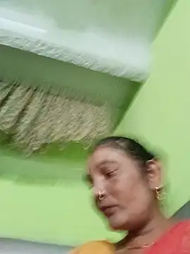 Snapshot of ZIVAA chatting on 06/18/26, 06:57 ZIVAA online show from 06/18/26, 06:57