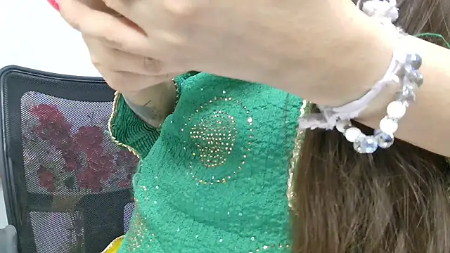 Snapshot of ruby100 chatting on 01/06/26, 10:45 ruby100 online show from 01/06/26, 10:45