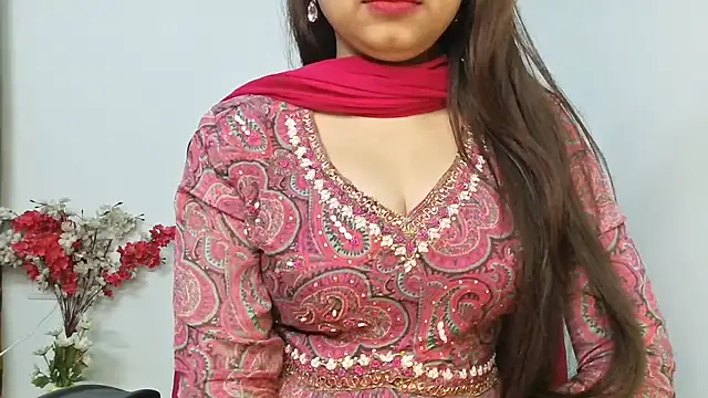 Snapshot of ruby100 chatting on 01/17/26, 04:00 ruby100 online show from 01/17/26, 04:00