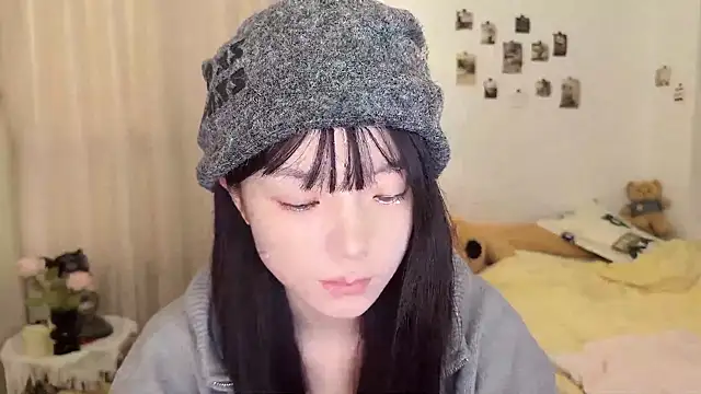 Momo-xx online show from 01/13/26, 01:11