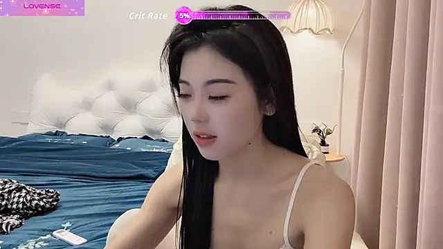 bao-bao- online show from 11/11/25, 03:23