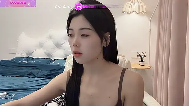 bao-bao- online show from 11/12/25, 04:07