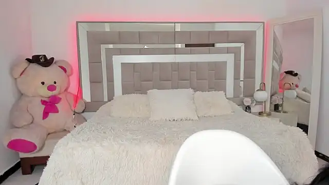 Natti london online show from 09/14/25, 02:49